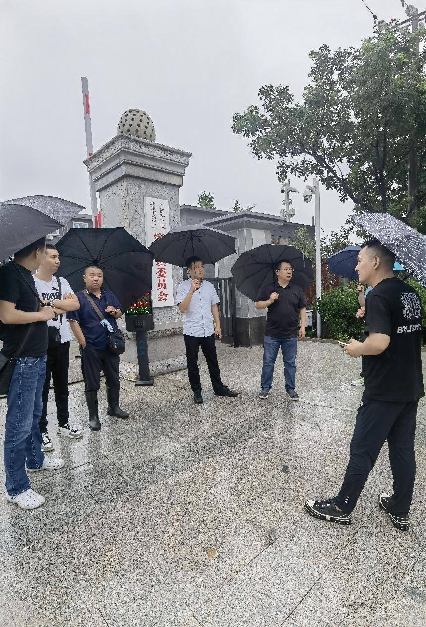 暴雨如注、山洪洶涌——弘揚光澤精神，支援抗洪救險  